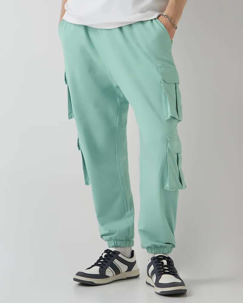 bewakoof Men's Green Super Loose Fit Cargo Warm Joggers